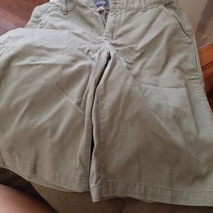 Children's Place Boys NWT Oliver Green Shorts